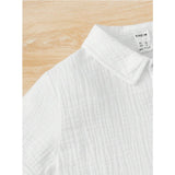White popcorn solid shirt-short set for boys, collar sleeve type with short sleeves on display stand