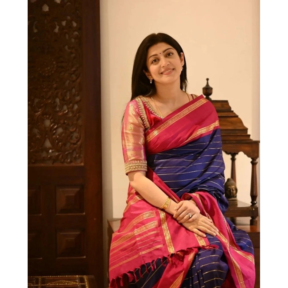 Navy blue silk printed saree with unstitched blouse (5.5mtr)