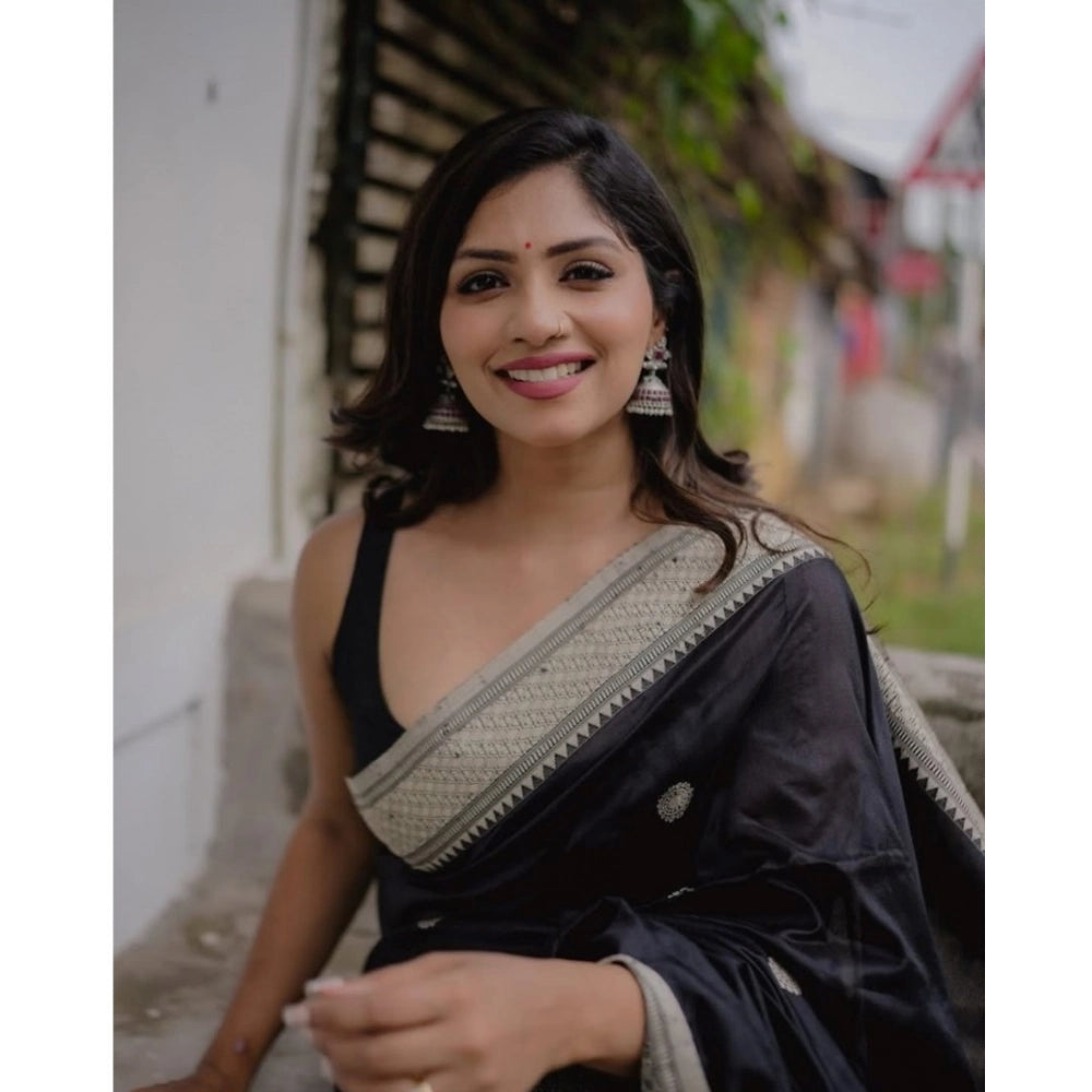 Black silk printed saree with unstitched blouse (5.5mtr) - elegant, traditional attire for women's fashion