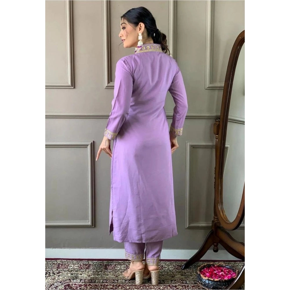 Lavender Roman silk embroidery kurti with pant dupatta set, featuring V-neck and 3/4th sleeves