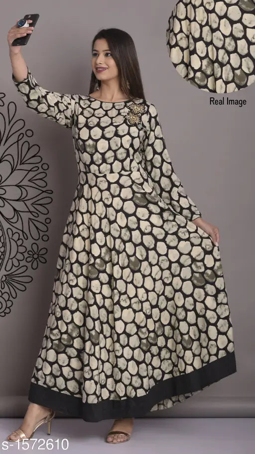 Rayon geometric print empire kurti for women, three-quarter sleeves in S-6XL, Indian handcrafted design