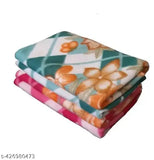 Lightweight floral fleece blanket, extra-durable Polar Fleece yarn for year-round use, made in India