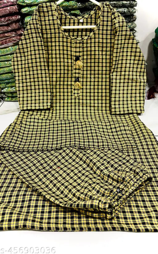 Trendy Kashmiri woolen kurti pant set for women and girls, three-quarter sleeve, printed net, single size, Indian made