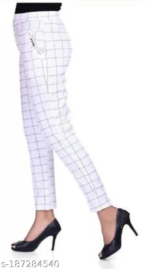 Trendy white & beige checked net Lycra jeggings for women, two-pocket design, ankle length, extremely comfortable, best paired with shirts and jackets, sizes 26, 28, 30, 32 (waist 26in-32in, length 35in), made in India