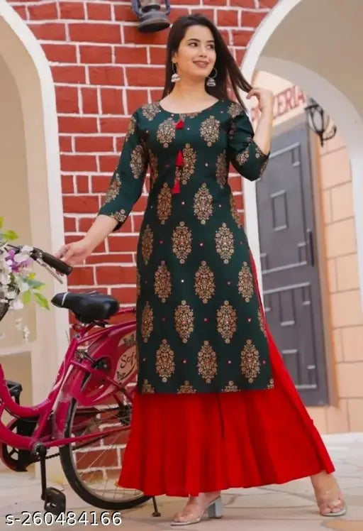 Green rayon Kurta Sharara set, trendy casual three-quarter sleeve printed bottomwear on mannequin