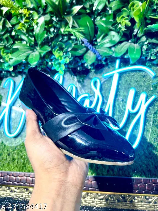 Embellished net patent leather flat shoes for girls, Indian slip-on footwear in various sizes (IND-4 to IND-8)