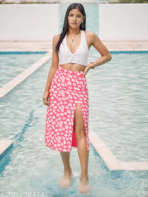 Pink printed Georgette skirt, lining included. Sizes: L(30waist, 38length), XL(32waist, 38length), XXL(34waist, 38length). Indian origin