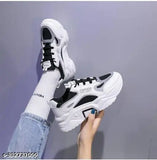 Attractive synthetic casual shoes for kids, colorblocked design with lace-up fastening, size India 3 to 8