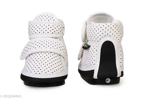 Pink and White textile kids' shoes combo pack, featuring Chu-Chu sound music. Ideal for boys and girls aged 6 months to 2.5 years. Velcro fastening and soft strap for comfort