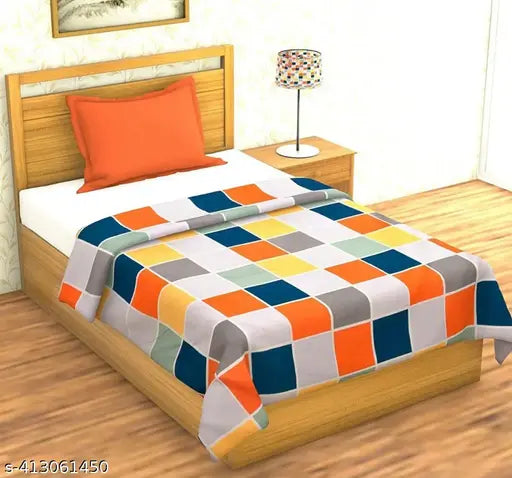 Beautiful floral cotton comforter, size 60x90 inches for single bed