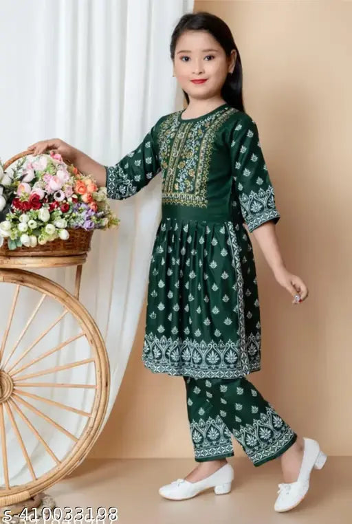 Cotton A-line pajama set (Nyra Clothing), 0-3 Months & 4-5 Years, Indian print design with three-quarter sleeves