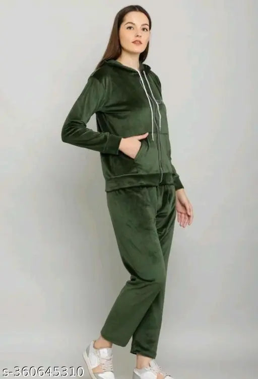 Indian-origin velvet H&M long sleeve top, comfortable & stylish