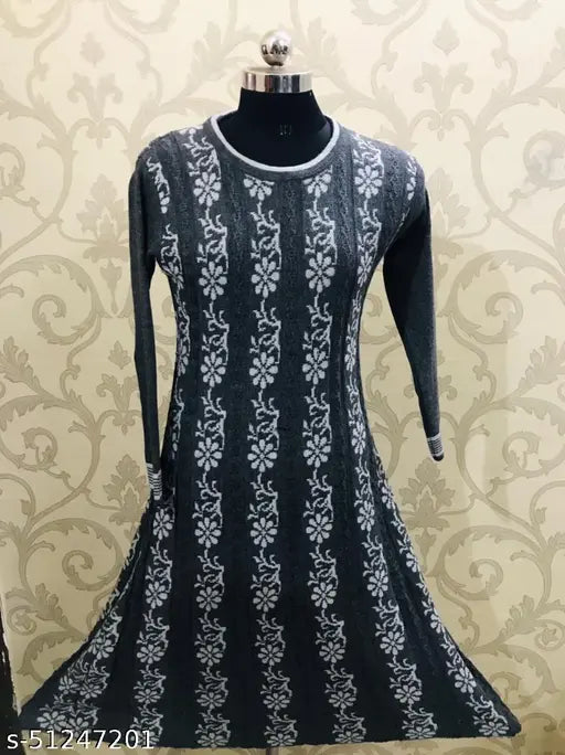 Grey woolen Anarkali printed kurti, long-sleeved women's fashion piece for free size (36in bust, 42in length), Indian origin