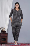 Comfy Graceful black rayon printed pyjama set for women, solid black night suit, trendy three-quarter sleeve style