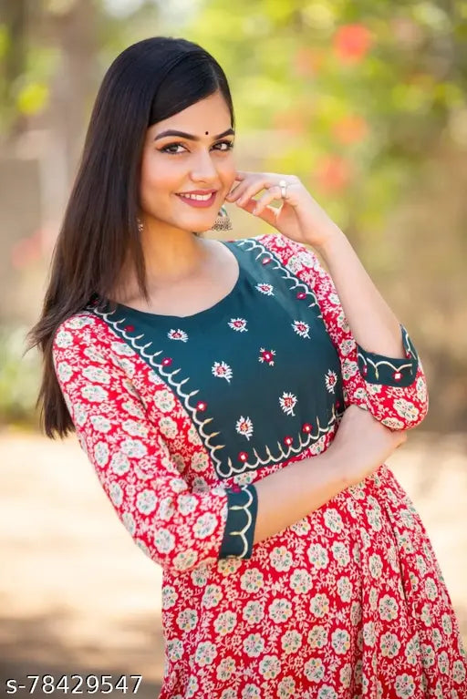 Cotton three-quarter sleeve printed Abhisarika superior kurti, new stylish embroidery design, India