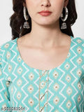 Light green rayon zigzag print kurti with three-quarter sleeves, ideal for Indo-western style
