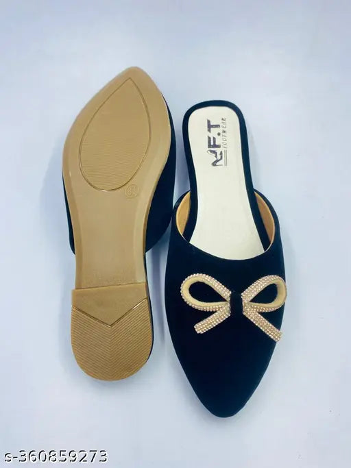 Embellished women's velvet ballerinas, slip-on, attractive, Indian-made ladies chapals