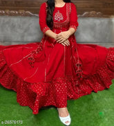 Stylish retro women's rayon kurti, three-quarter sleeves, printed combo - Indian fashion must-have for casual looks