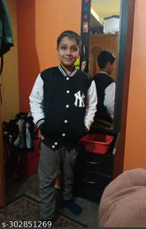 Stylish cotton jacket for boys/mens, solid pattern, long sleeves, size options for ages 10-16, Indian origin