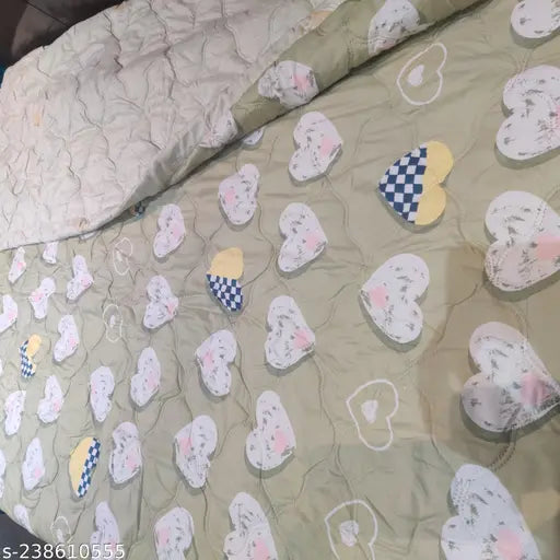 Cotton double bed AC comforter, cozy & warm in pink, glass cotton - India