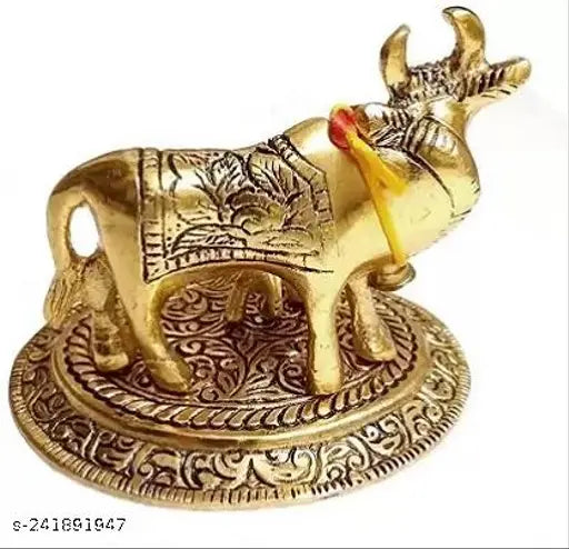 Brass Kamdhenu cow with calf decorative showpiece, Indian handicraft for good luck and Vastu