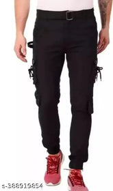 Men's black cotton-blend cargo jeans, solid design for modern style. Size 28/30/32/34 (waist 28in/30in/32in/34in, length 41in, hip 32in/34in/36in/38in). Made in India