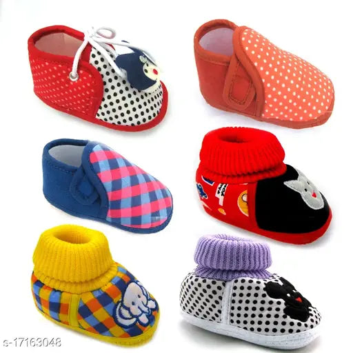 Soft fabric kids shoes, pack of 6 in assorted sizes: 6-9 months (11in), 0-4 months (10in), 9-12 months (11in), 10-12 months (11.5in) - Indian origin