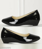 Black synthetic leather ballerinas, formal women's shoes with closed back, Indian origin (size: IND-3 to IND-10)