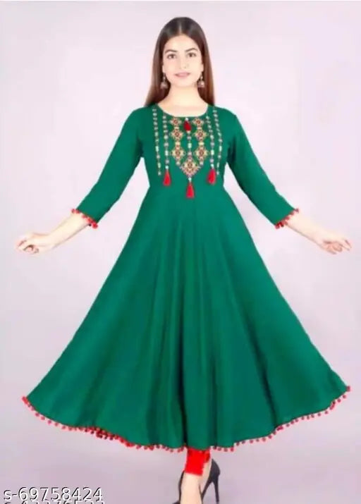 Rayon Anarkali Kurti, embroidered with three-quarter sleeves, SML sizes. Indian traditional evening wear on mannequin