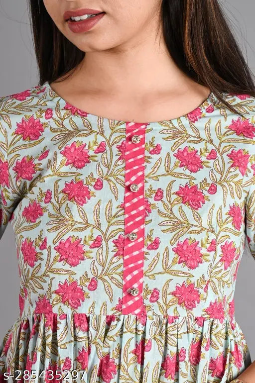 Rayon printed kurti and pant set, three-quarter sleeves, vibrant Indian fashion