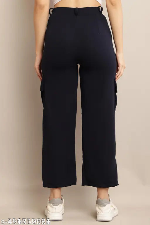 Black cotton blend cargo pants, ankle-length with high rise and slim fit, front seam detail, elastic waistband