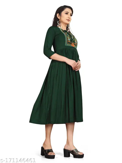 Green embroidered viscose rayon A-line Kurta, three-quarter sleeves. Indian designer women's clothing for events and parties