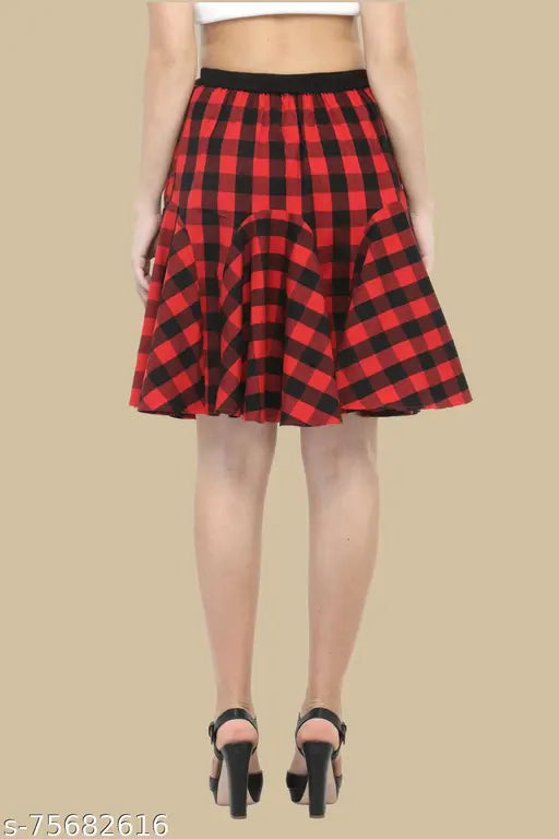 Red cotton checkered short skirt for women, elastic closure, casual style