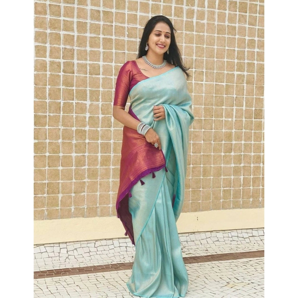 Blue litchi silk printed saree with unstitched blouse for casual occasions