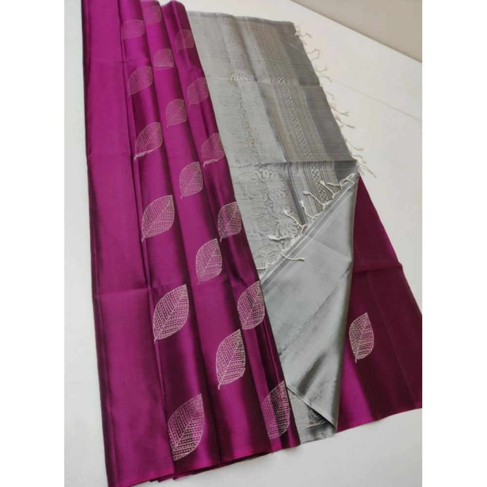 Magenta Litchi silk printed saree with unstitched blouse for casual occasions
