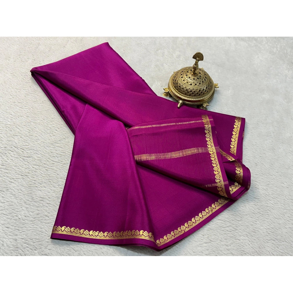 Dark purple crepe chit pallu solid saree with unstitched blouse, 5.5mtr