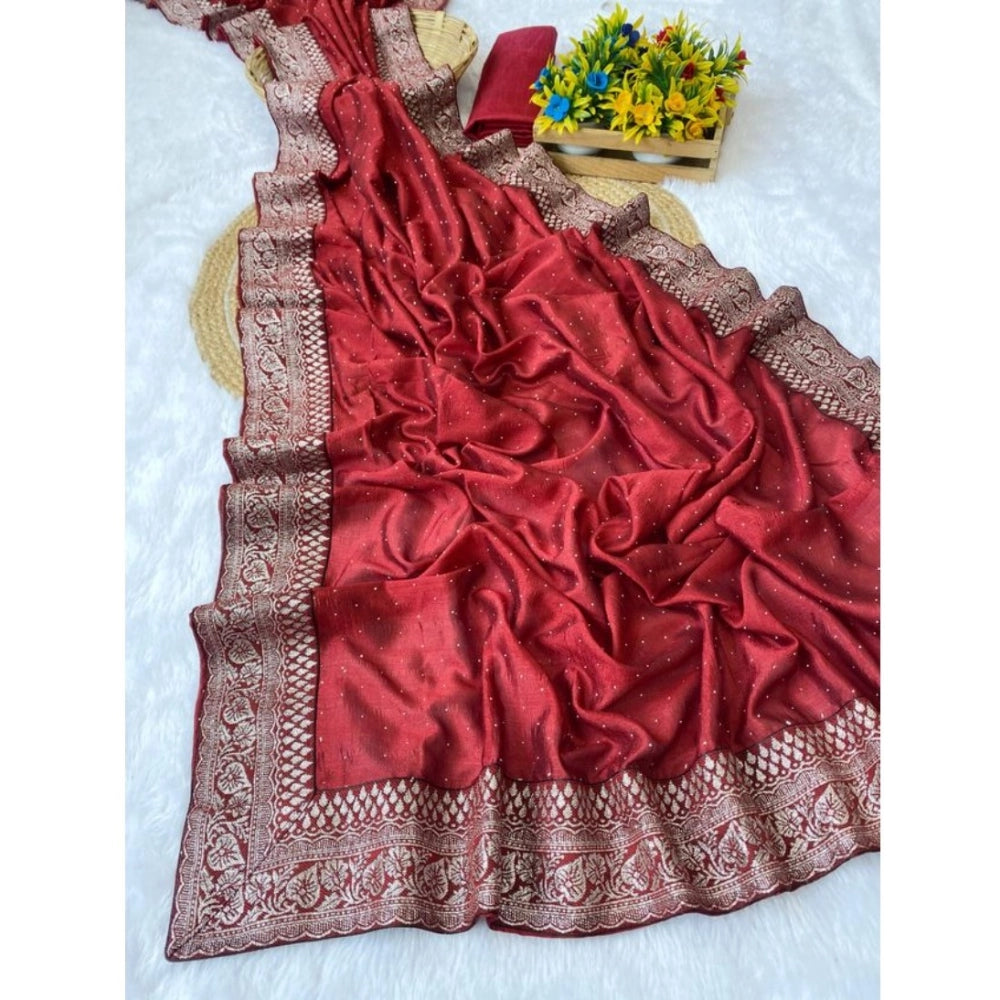 Red silk embroidered saree with unstitched blouse (5.5Mtr), intricate design detail on display