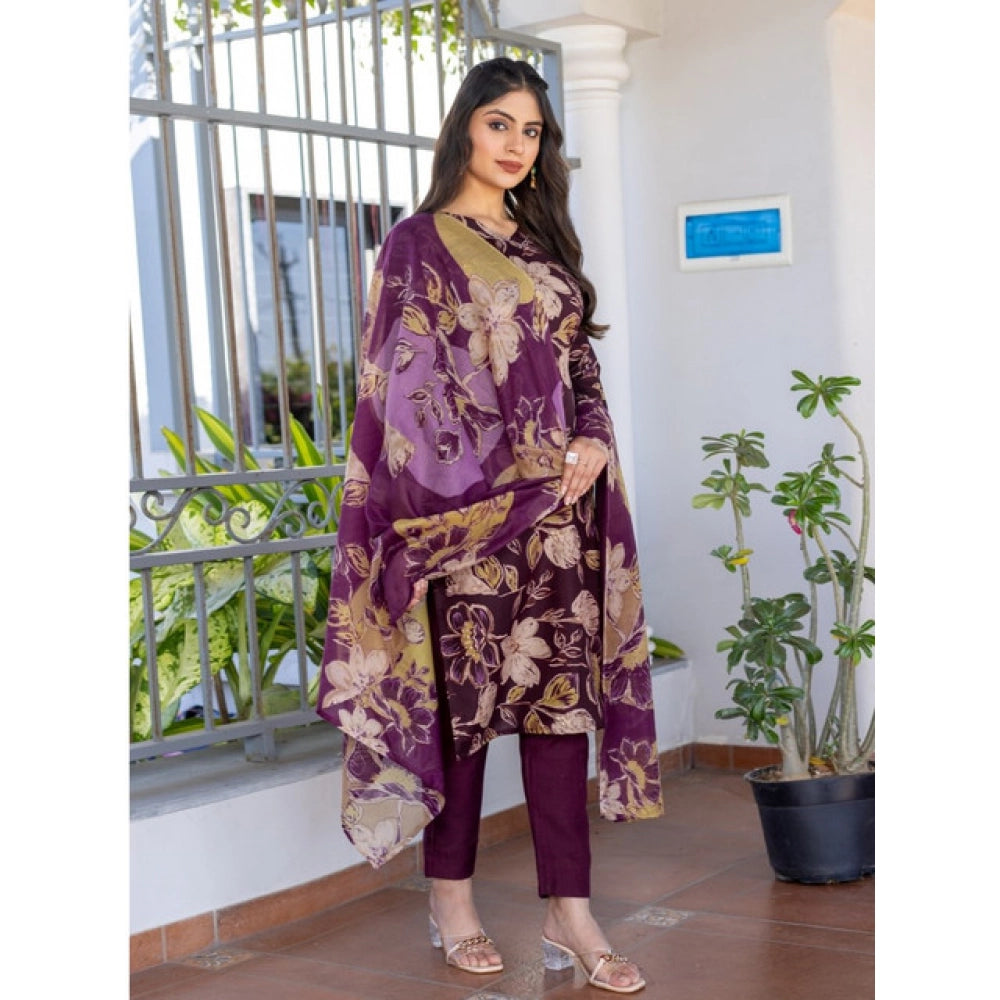Purple cotton blend printed kurti set with pant dupatta, knee-length V-neck 3/4th sleeve design for women's fashion