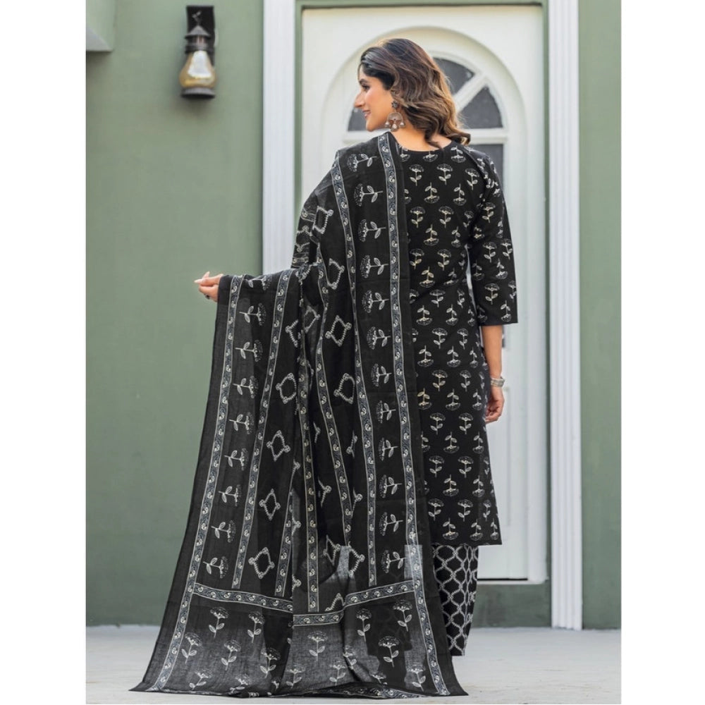 Black cotton blend printed kurti and pant set with dupatta, V-neck and 3/4th sleeves, below knee length, patterned fabric