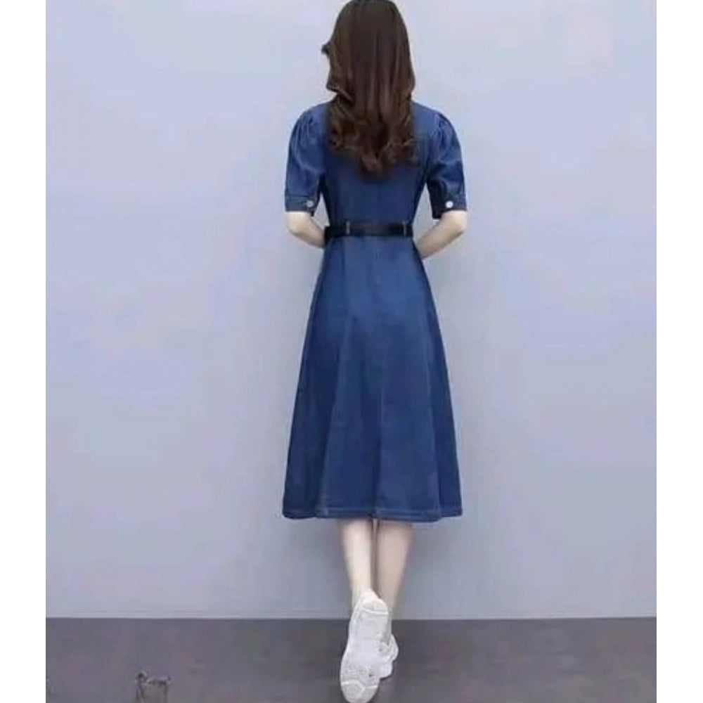 Blue denim casual half-sleeve dress with shirt collar, perfect for a relaxed look