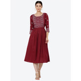 Maroon printed rayon 3/4th sleeves kurti for women's casual wear