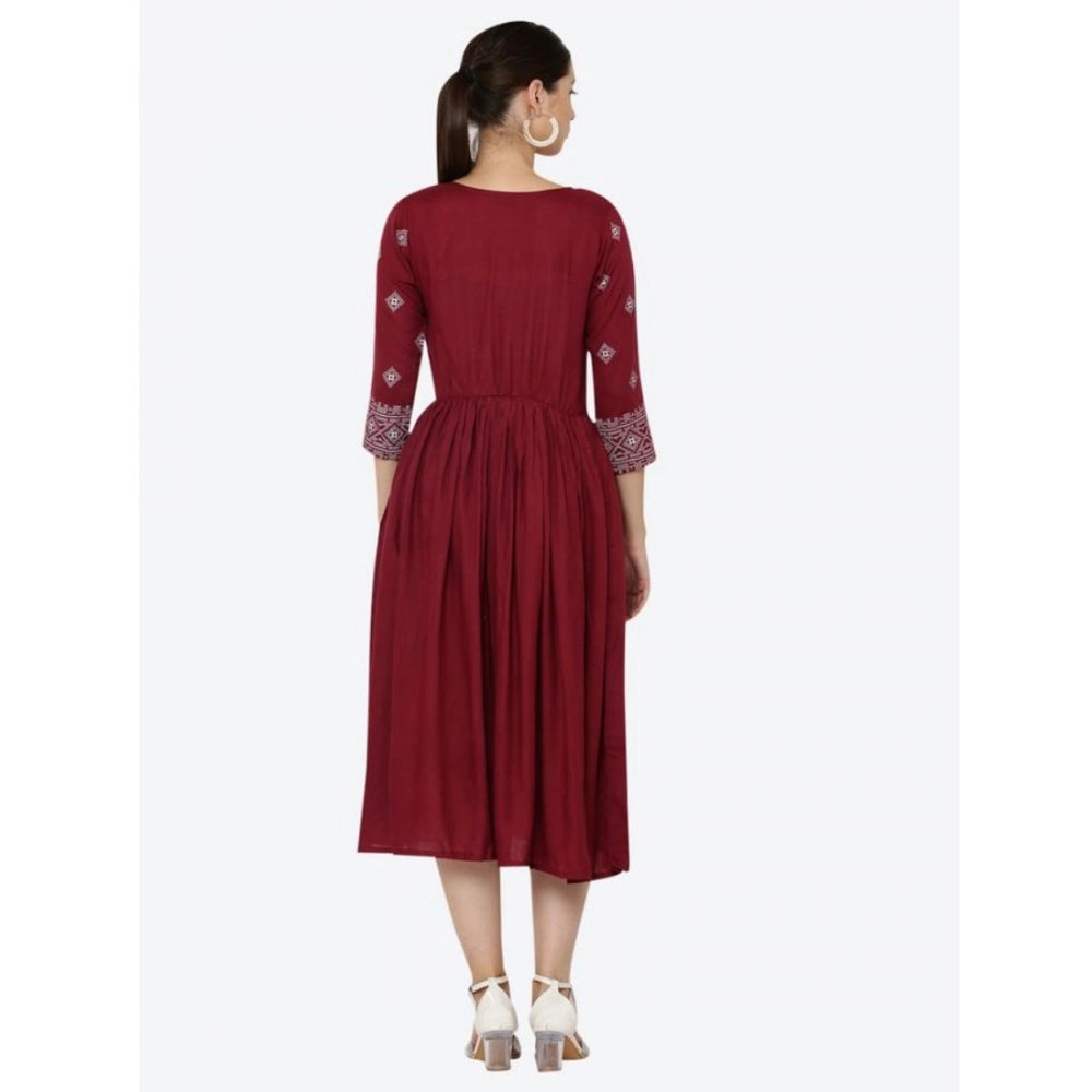 Maroon rayon printed 3/4th sleeve kurti for women, casual and stylish fashion accessory