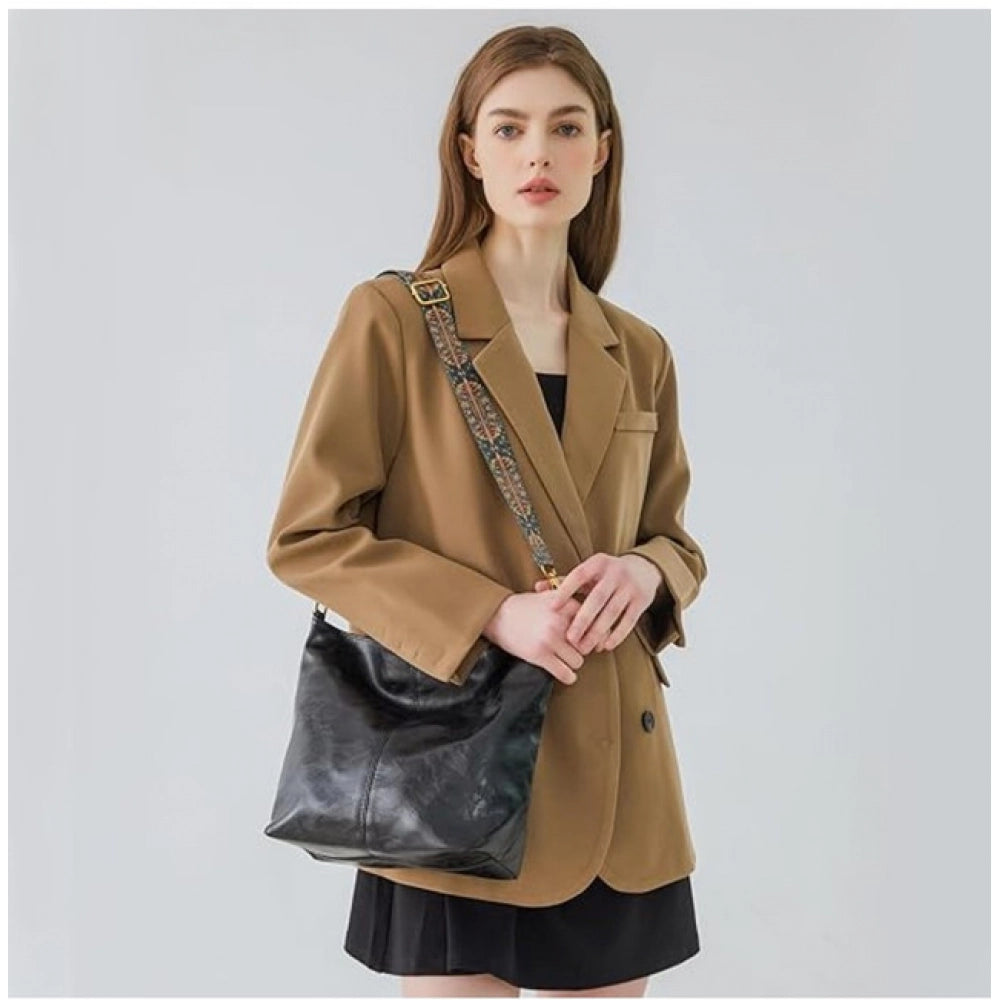 Black PU leather zipper handbag, medium size for women's fashion accessory