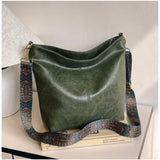 Green PU leather zipper handbag for women, medium size
