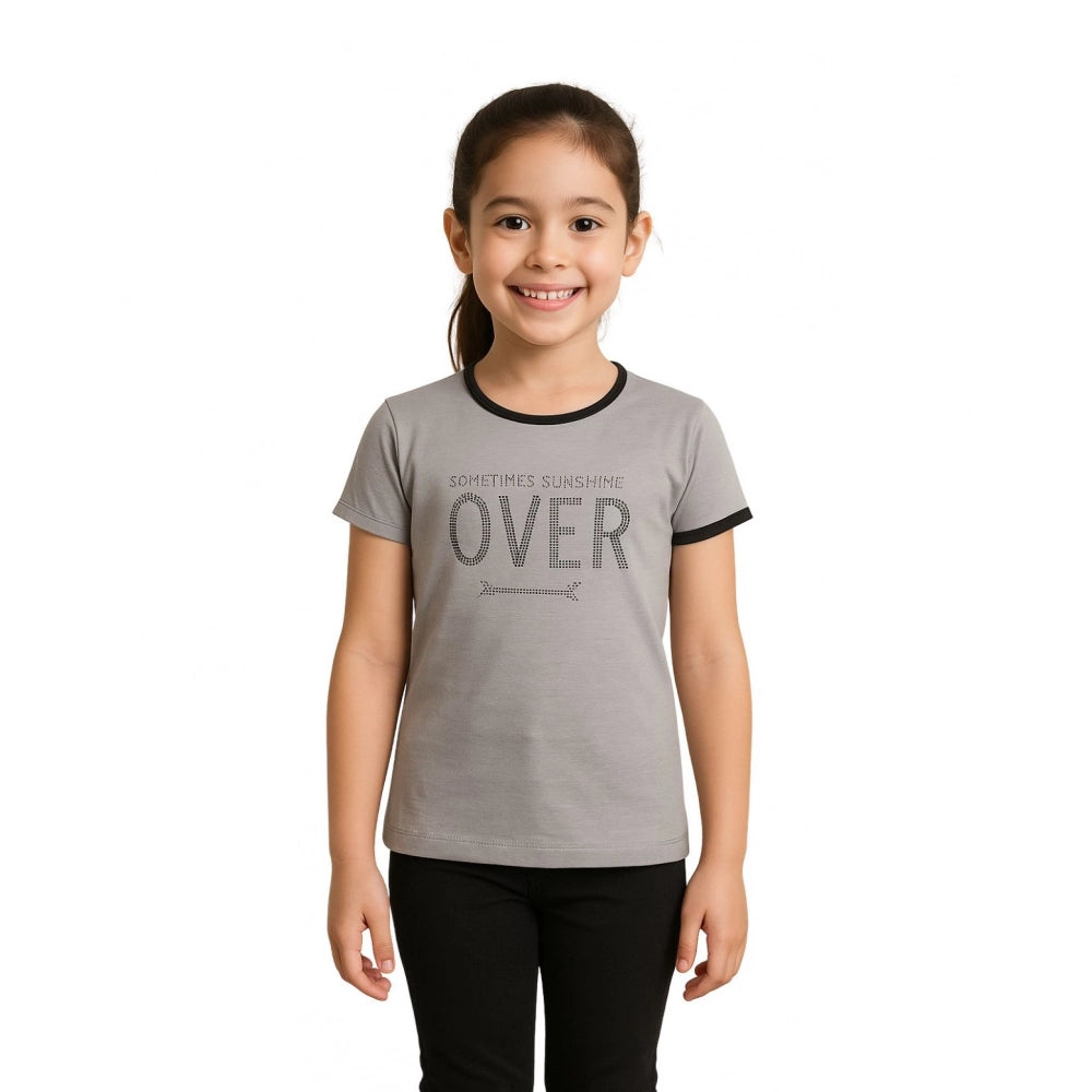 Grey cotton printed round neck girl's t-shirt, short sleeves with vibrant design
