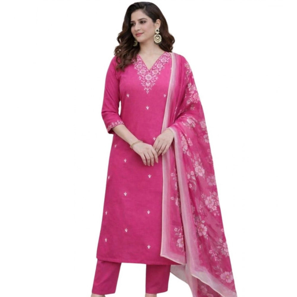 Pink Chanderi Silk ethnic motif kurti set with pant dupatta, calf-length V-neck 3/4th sleeve design