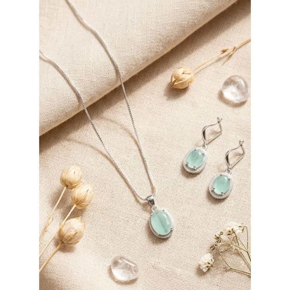 Turquoise brass silver-plated pendant set for women, accessories collection on display