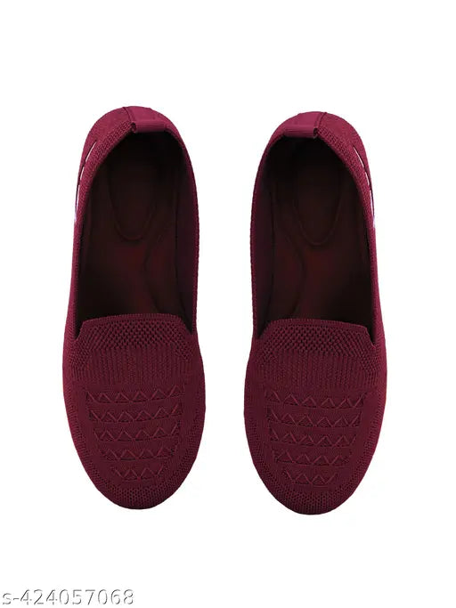 Stylish women's memory foam bellies in textured PVC, suitable for all seasons and daily wear (IND-6: 25.5 cm foot length)