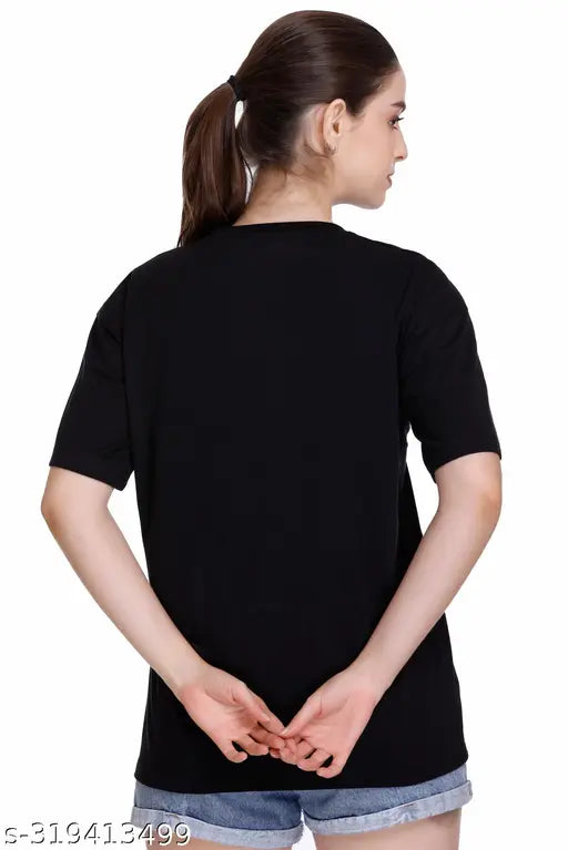 Oversized women's cotton t-shirt, three-quarter sleeves, printed net design, black color, made in India