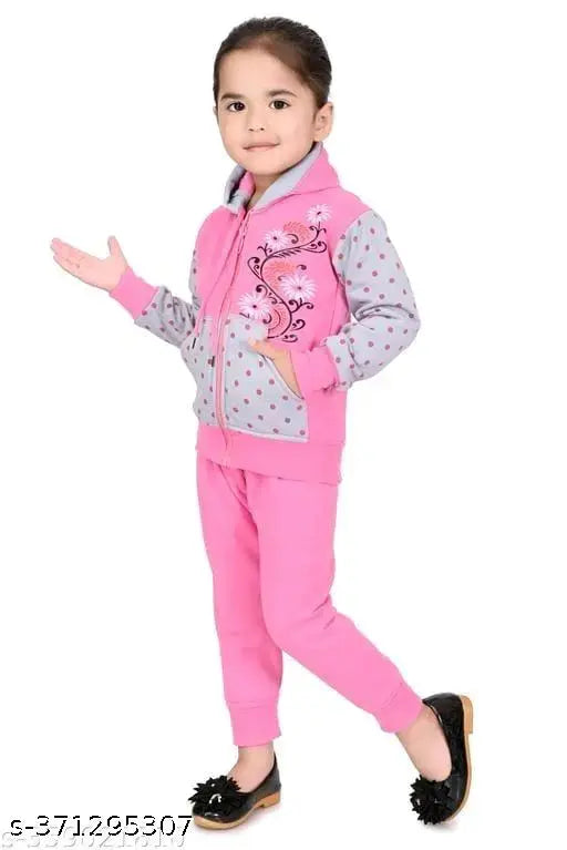Wool winter kids' hoodies & sweatshirts in various prints, ideal for outdoor activities. High-quality construction, stand collar, zipper design, and side/interior pockets. Made in India
